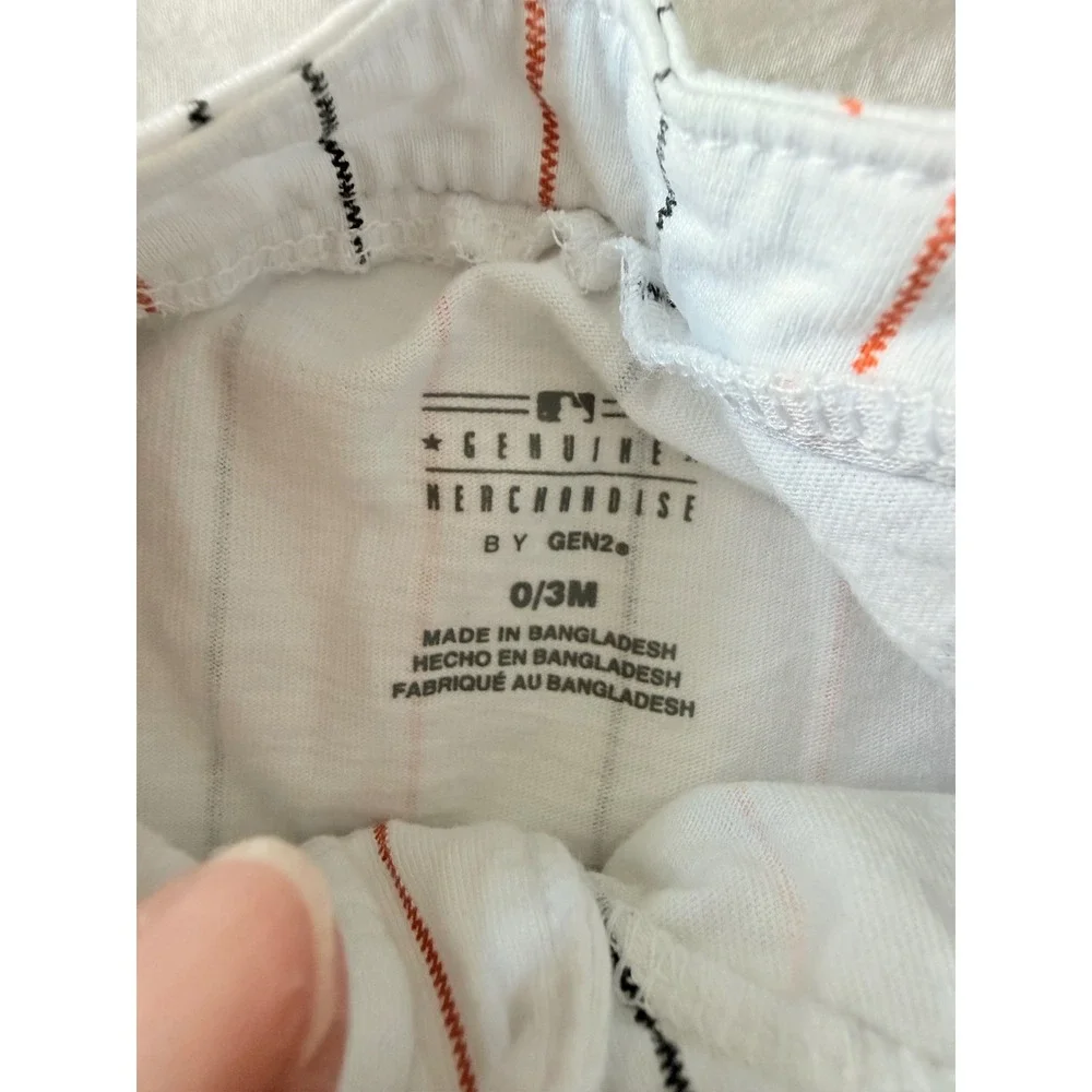 MLB‎ San Francisco Giants Baseball Jersey Romper Gen2 Infant 0-3M Pinstripe SF
